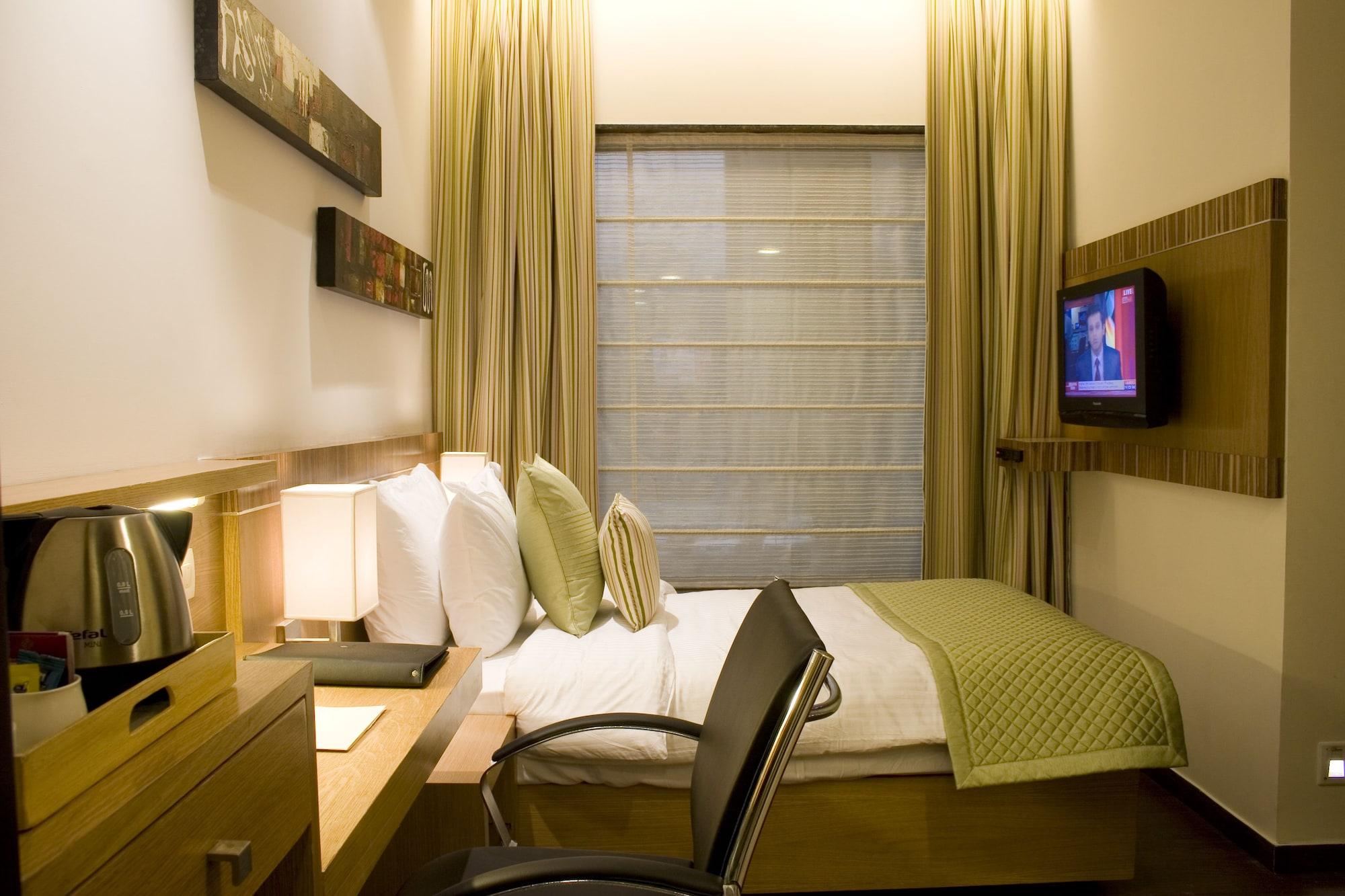 Shervani Nehru Place Нью-Дели Экстерьер фото