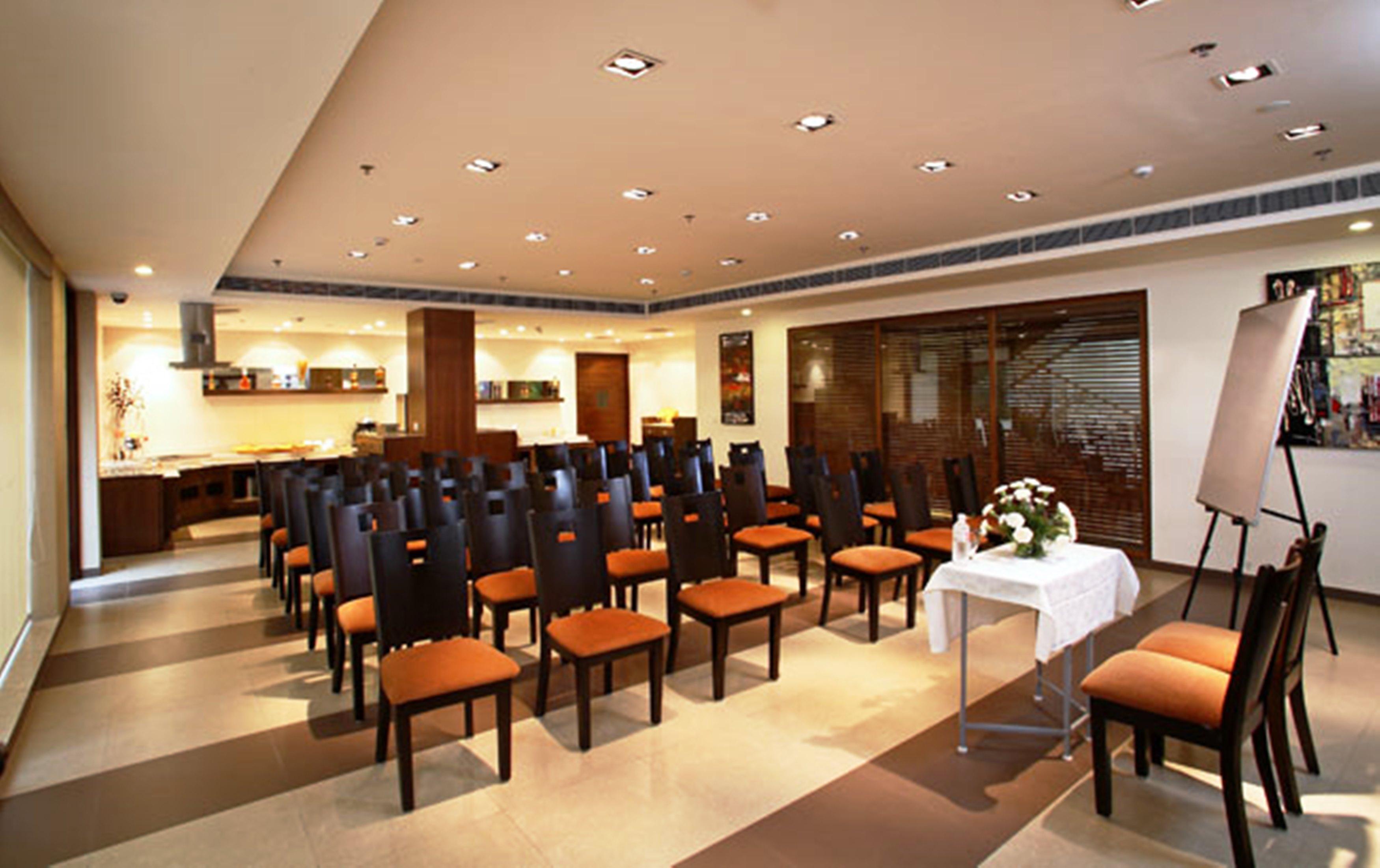 Shervani Nehru Place Нью-Дели Экстерьер фото